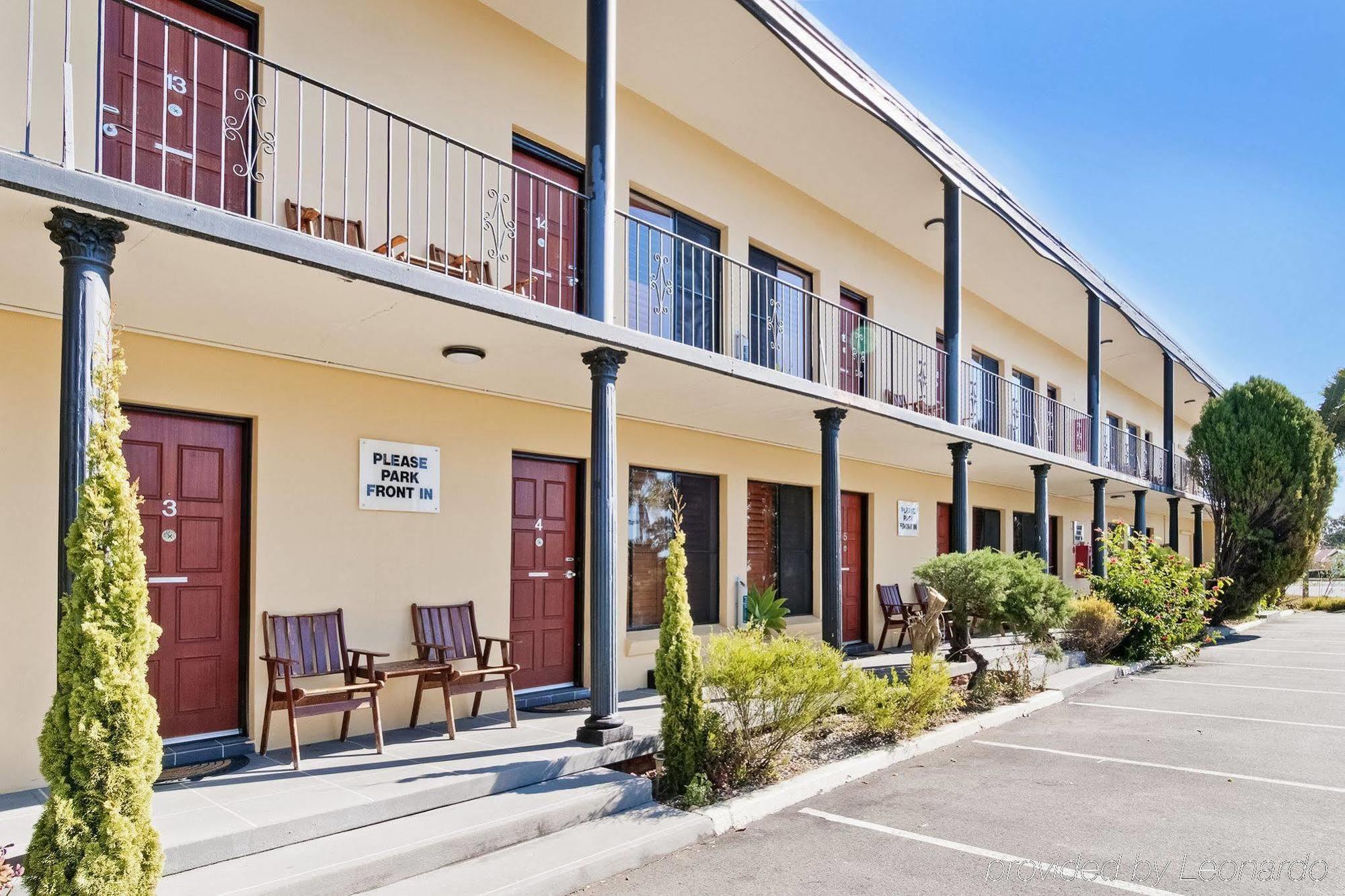 Country Plaza Motel Taree Exterior photo